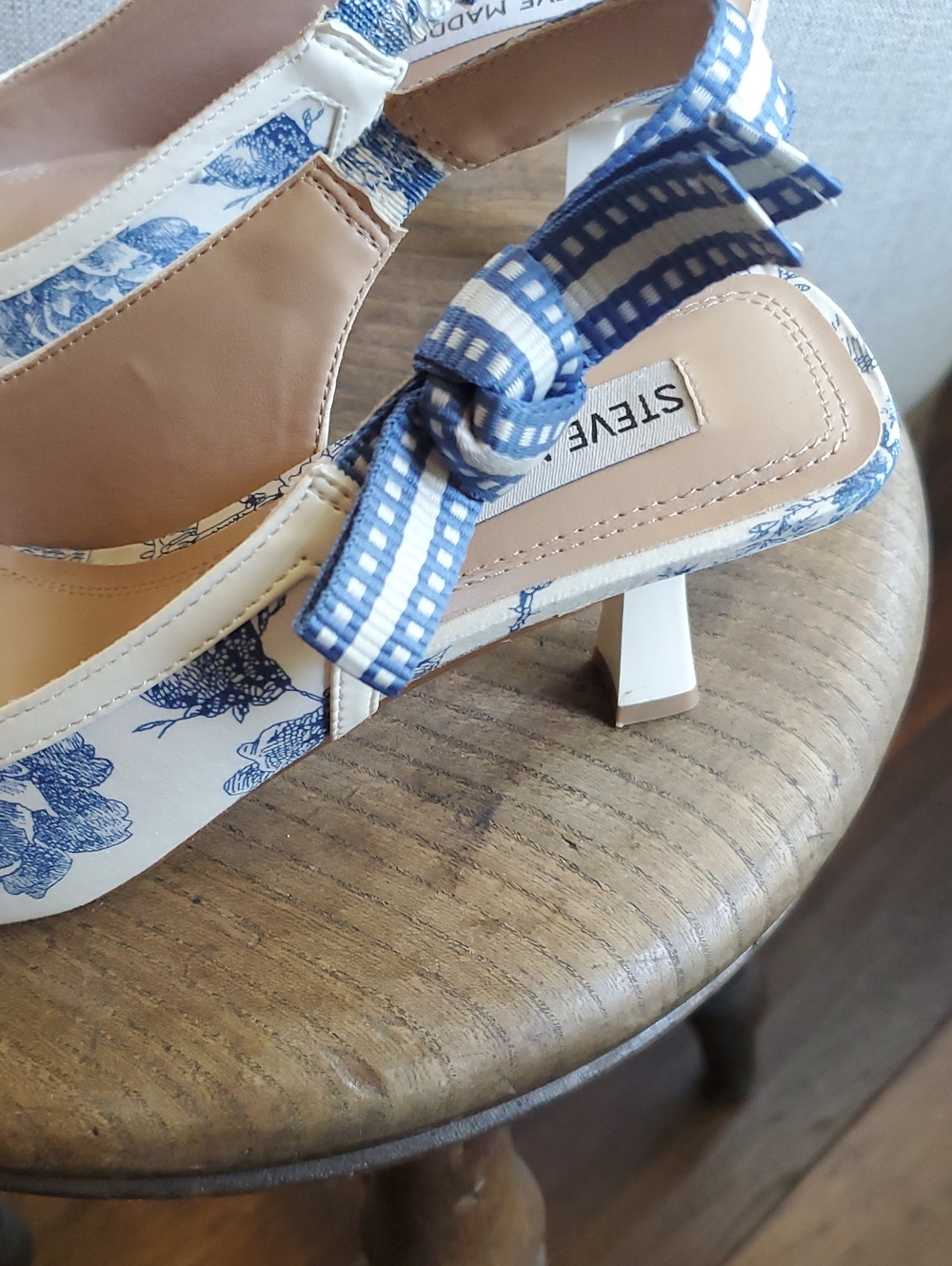 Steve Madden Floral Toile Slingbacks - Picture 3 of 5